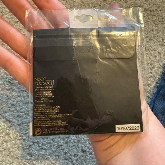 Disney Princess Merida Necklace NEW Bow Arrow Silver Brave - Picture 5 of 5